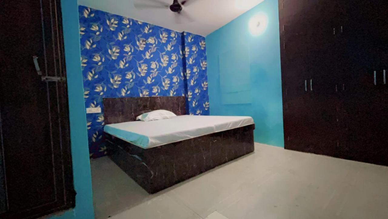 Krishna P. Guest House Varanasi Exteriör bild