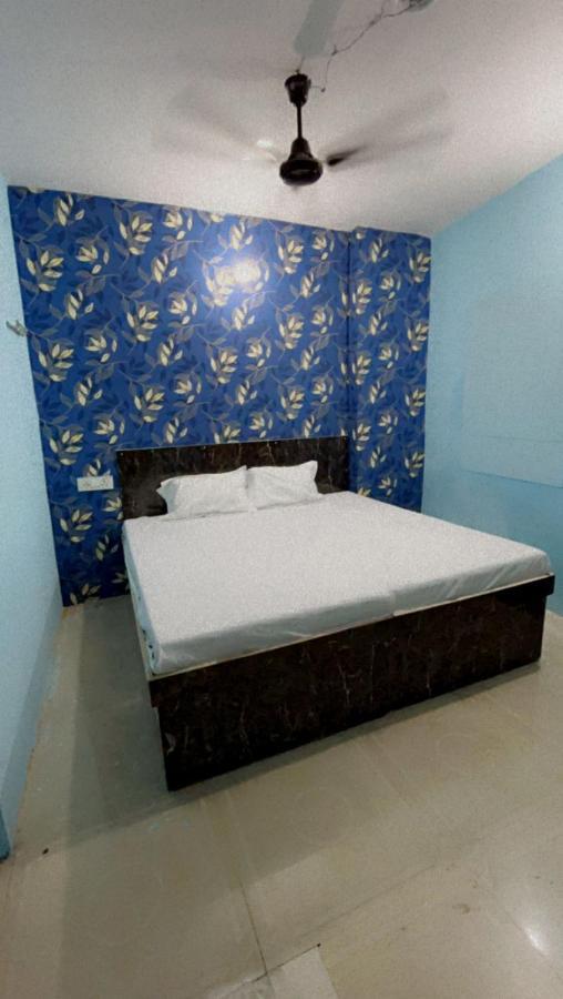 Krishna P. Guest House Varanasi Exteriör bild